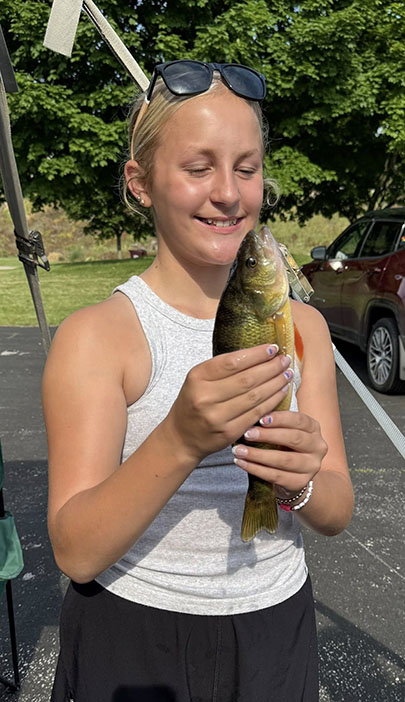 girl with large perch